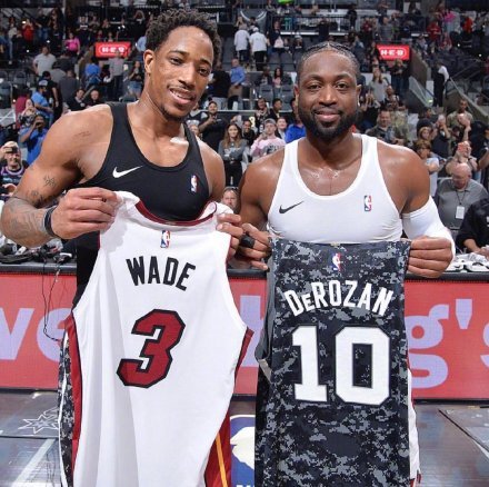 外线投篮为 外线投篮为