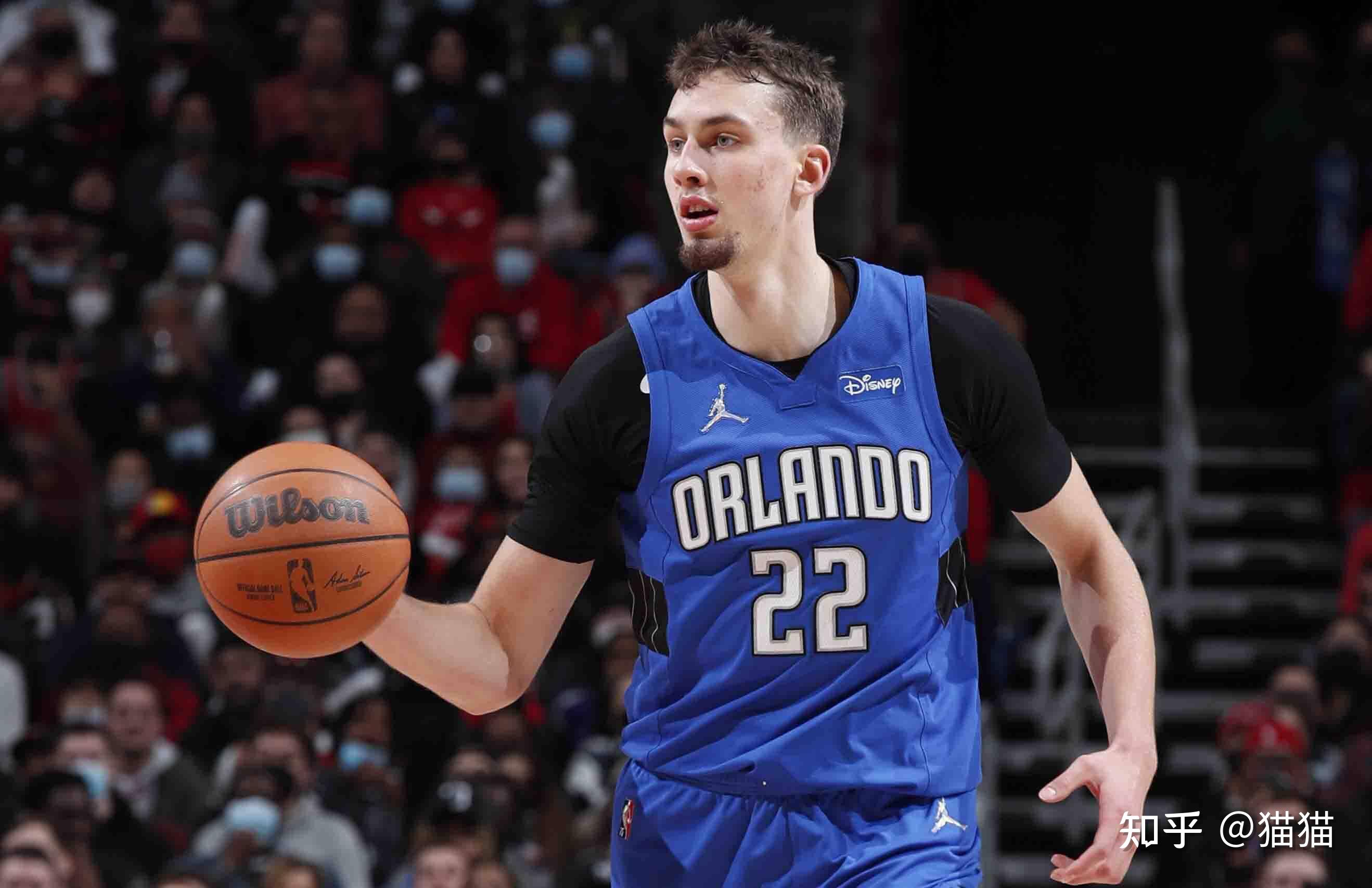 尼亚队效力 尼亚队效力