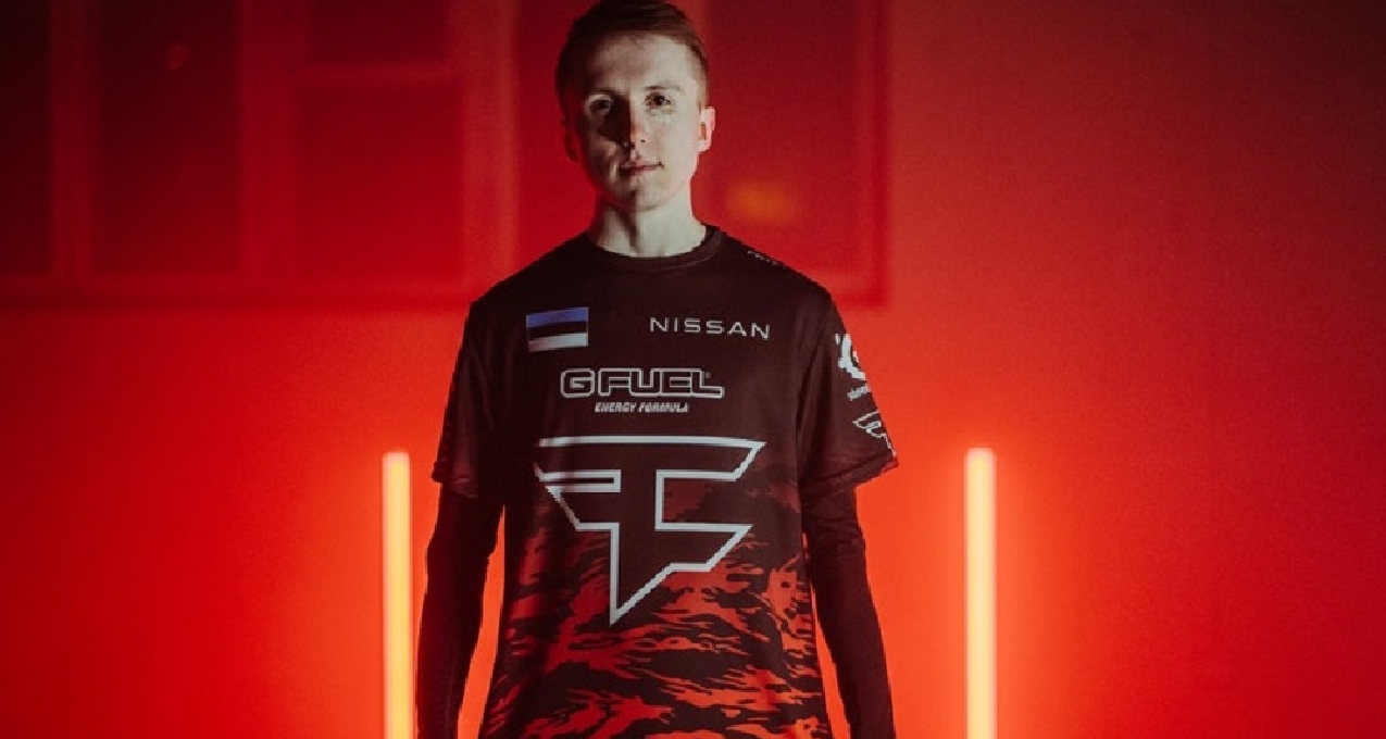 贴脸穿门与 贴脸穿门与